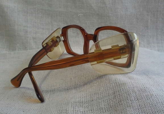 แว่นตาอเมริกันวินเทจ &#039;เนิร์ด - สตีมพังค์&#039; ยุค &#039;70s  เท่แบบหายาก!  Vintage GO handmade in USA