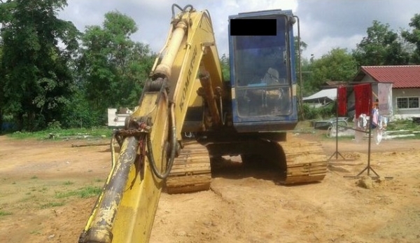ขาย!! &gt;&gt;&gt; Komatsu Pc60 รุ่น 5 &lt;&lt;&lt; เบอร์ติดต่อ 098-7155789