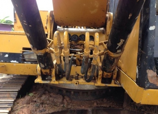 ขาย!! >>> CAT E200B โซ่ใหม่ เอวใหม่ <<< เบอร์ติดต่อ 098-7155789