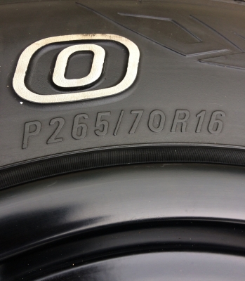 ขายล้อลาย Breadley ขอบ16 พร้อมยาง AT 265/70/16
