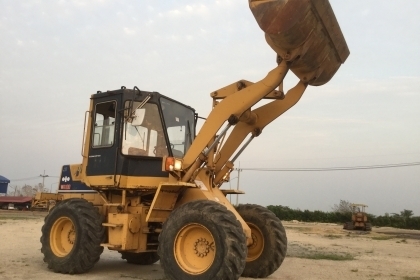 ขายรถตักล้อยาง KOMATSU WA100-1 (สภาพดีมาก)