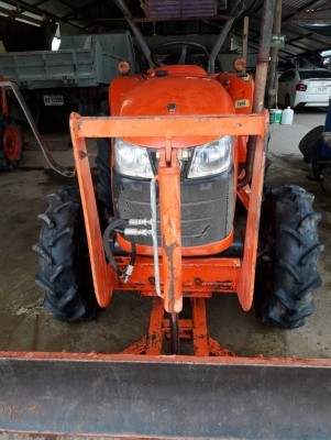 ขายรถไถนาคูโบต้า มือสอง 36 แรง และ45แรง ขายรถไถนาคูโบต้า มือสอง 36 แรง และ45แรง