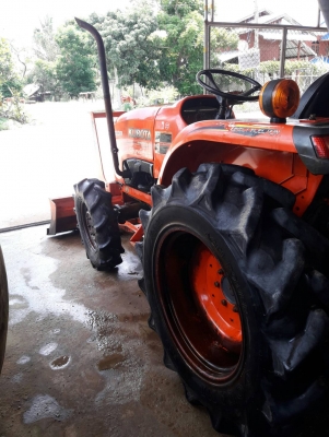 ขายรถไถนาคูโบต้า มือสอง 36 แรง และ45แรง ขายรถไถนาคูโบต้า มือสอง 36 แรง และ45แรง