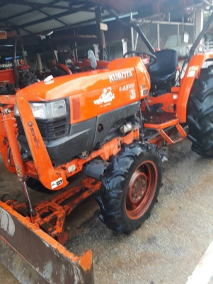 ขายรถไถนาคูโบต้า มือสอง 36 แรง และ45แรง ขายรถไถนาคูโบต้า มือสอง 36 แรง และ45แรง