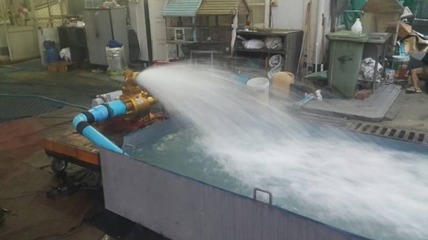 ปั๊มนํ้า+มอเตอร์ไฟฟ้า ไฟบ้าน 220 พร้อมใช้งาน