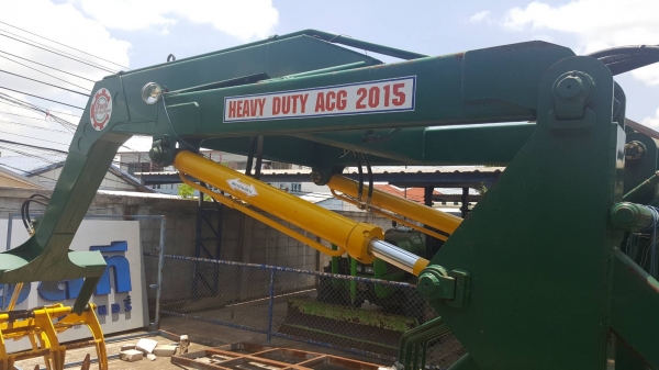 ขาย คีบอ้อย ปัญญาประดิษฐ์จักรกล สภาพดีใช้งานน้อยแค่ปีเดียว อุปกรณ์ครบพร้อมติดตั้ง