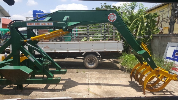 ขาย คีบอ้อย ปัญญาประดิษฐ์จักรกล สภาพดีใช้งานน้อยแค่ปีเดียว อุปกรณ์ครบพร้อมติดตั้ง