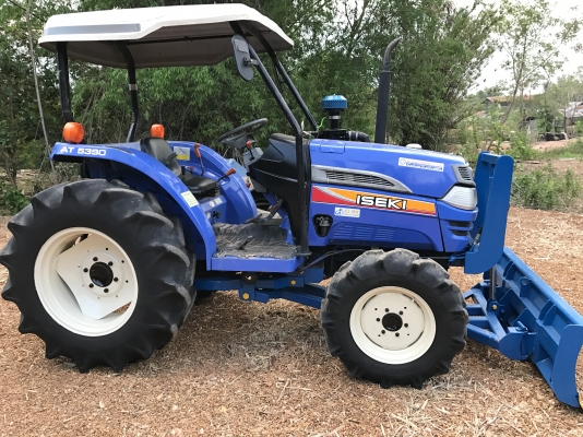 AT5390 4WD 39 แรง สวยๆ