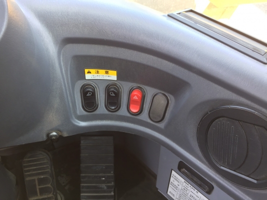 KOMATSU WA320-6 รุ่นใหม่กว่าห้างในไทย นำเข้าจากญี่ปุ่น สภาพดีมากสวยแบบเดิมๆมาเลยครับ