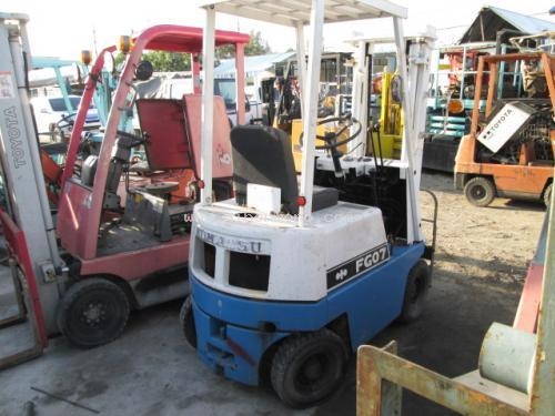 ราคาพิเศษ 57,000 บาท!! รถยก KOMATSU FG07-2 รหัสสินค้า : 13001447 www.nihonmono.com
