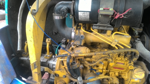 ขายรถขุดKomatsu pc10-7 เก่าไทยราคา135000บาทใช้งานได้ ราคาต่อรอง ขายรถขุดKomatsu pc10-7 เก่าไทยราคา135000บาทใช้งานได้ ราคาต่อรอง