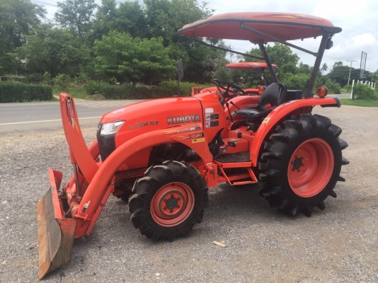 ขาย แทรกเตอร์ KUBOTA L3608 สีเดิมๆ สวยๆคับ