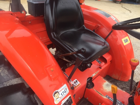 ขาย แทรกเตอร์ KUBOTA L3608 สีเดิมๆ สวยๆคับ