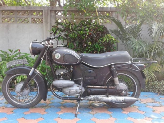ขายครับรถโบราณ PUCH 175 SV สภาพเดิมสวยมีรูปครับ