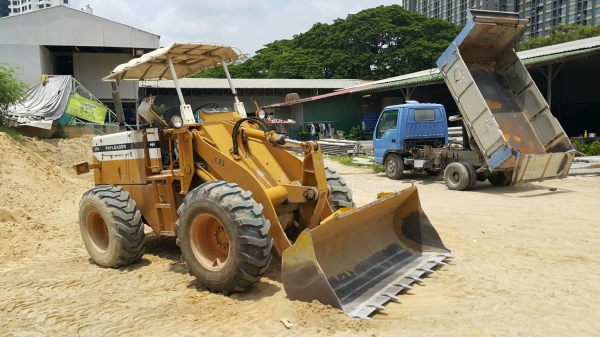 ขายรถตักลัอยาง .KOMATSU 510