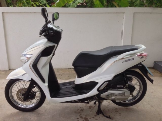 Honda Moove14. 110i หัวฉีด idling Stop ประหยัด เดิมวิ่งน้อย สีขาว Honda Moove14. 110i หัวฉีด idling Stop ประหยัด เดิมวิ่งน้อย สีขาว