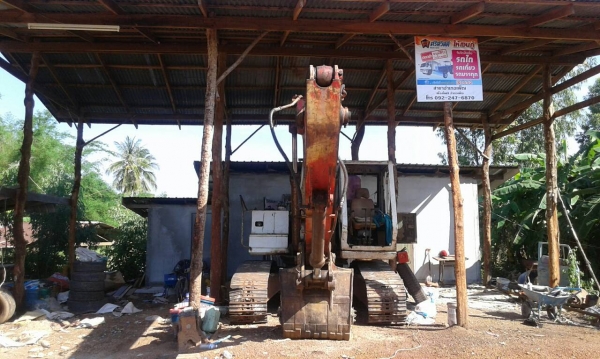 ขาย แบคโฮ SUMITOMO LS-2800 F2 รถพร้อมใช้งาน เครื่องดี ปั้มดี ช่วงล่างเต็ม เอกสารเล่มทะเบียนครบ