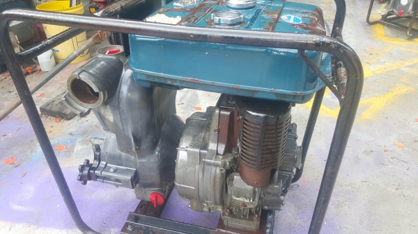 ปั้มน้ำดีเซล 3 x 3 นิ้ว 6.5 แรง พร้อมใช้