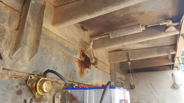 ขาย 10 ล้อดั้ม หัวยาว เพลาเดียว เครื่อง 6BD1 165 แรงม้า คัสซีสวยตลอดเส้น ช่วงล่างเดิมๆ พวงมาลัยพาวเวอร์ ทะเบียนเต็มพร้อมโอนครับ