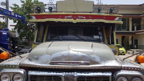 ขาย 10 ล้อดั้ม หัวยาว เพลาเดียว เครื่อง 6BD1 165 แรงม้า คัสซีสวยตลอดเส้น ช่วงล่างเดิมๆ พวงมาลัยพาวเวอร์ ทะเบียนเต็มพร้อมโอนครับ