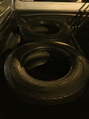 ยาง Goodyear 215 70 15 กลางปี16 ดอกเต็ม ไม่มีปะ เนื้อนิ่มๆ ใช้ยาว ราคาไม่แพง