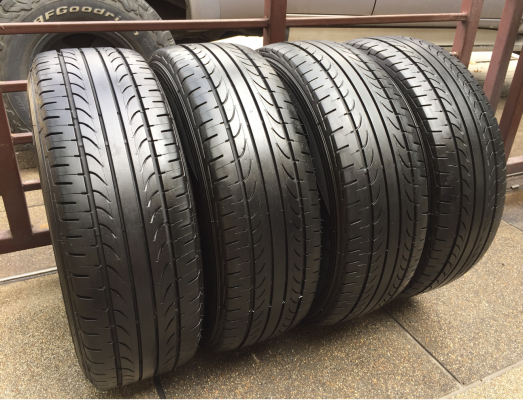 ยาง Goodyear 215 70 15 กลางปี16 ดอกเต็ม ไม่มีปะ เนื้อนิ่มๆ ใช้ยาว ราคาไม่แพง ยาง Goodyear 215 70 15 กลางปี16 ดอกเต็ม ไม่มีปะ เนื้อนิ่มๆ ใช้ยาว ราคาไม่แพง