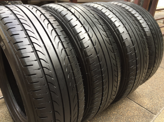 ยาง Goodyear 215 70 15 กลางปี16 ดอกเต็ม ไม่มีปะ เนื้อนิ่มๆ ใช้ยาว ราคาไม่แพง ยาง Goodyear 215 70 15 กลางปี16 ดอกเต็ม ไม่มีปะ เนื้อนิ่มๆ ใช้ยาว ราคาไม่แพง