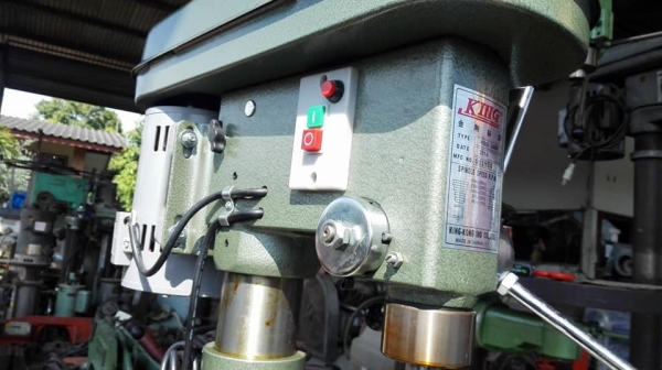 ** SOLD ** สว่านแท่นเจาะ King KSD 34M ของใหม่แกะกล่อง 100\% พร้อมใช้ ** SOLD ** สว่านแท่นเจาะ King KSD 34M ของใหม่แกะกล่อง 100\% พร้อมใช้