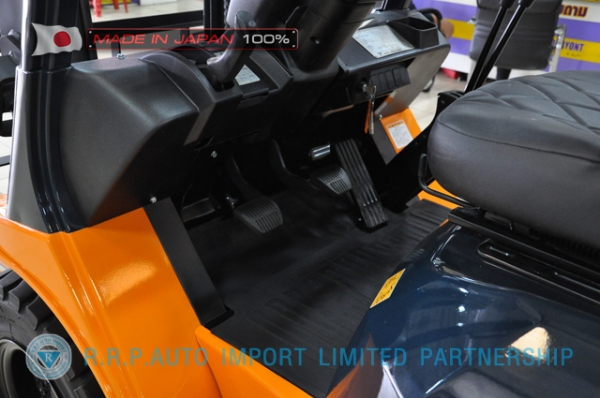 ขายรถโฟล์คลิฟท์มือสอง TOYOTA รุ่น 7FG25-11856 นำเข้าจากประเทศญี่ปุ่น 100\% ไม่เคยใช้งานในไทย