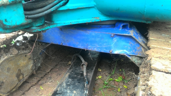 ขายรถขุดเล็กKomatsu PC20-7Eคอลโทรลน้ำมัน มีระบบลายแย๊ก ราคา255,000