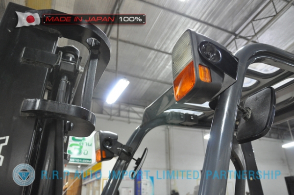 ขายรถโฟล์คลิฟท์มือสอง TOYOTA รุ่น 8FG20-13263 นำเข้าจากประเทศญี่ปุ่น 100\% ไม่เคยใช้งานในไทย