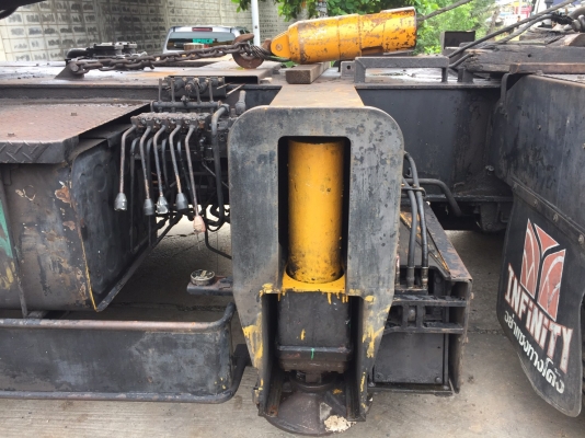 ขายรถเครน 12 ล้อ TADANO TG350-M1 ปี.1982 อุปกรณ์ครบ 5 คอนโทรน รถใช้งานอยู่ มีให้เลือก 4 คัน ราคา.385