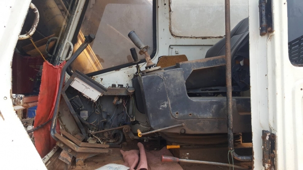 ขาย แบคโฮ KATO HD 900V II เครื่อง 6D15 เทอรโบ ปั้มแรง ช่วงล่างแน่น เอกสารใบอินวอยซ์ ราคาต่อรองได้