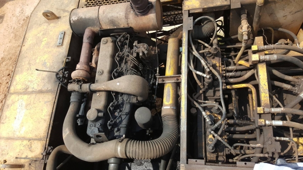 ขาย แบคโฮ KATO HD 900V II เครื่อง 6D15 เทอรโบ ปั้มแรง ช่วงล่างแน่น เอกสารใบอินวอยซ์ ราคาต่อรองได้