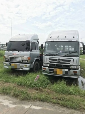 ขายด่วน หัวลาก HINO เครื่องP11 320 แรง สองเพลา เครื่องเกียร์ดี คัชชีสวย ยางพร้อมใช้งาน เอกสารเล่มทะเ ขายด่วน หัวลาก HINO เครื่องP11 320 แรง สองเพลา เครื่องเกียร์ดี คัชชีสวย ยางพร้อมใช้งาน เอกสารเล่มทะเ