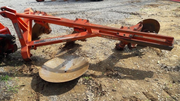 ขายคูโบต้า M8540 ดันหน้า+ผาน3 เล่มทะเบียนพร้อม โทร 0872016577