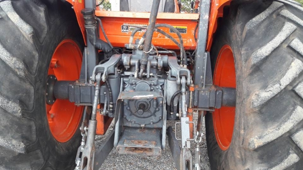 ขายคูโบต้า M8540 ดันหน้า+ผาน3 เล่มทะเบียนพร้อม โทร 0872016577