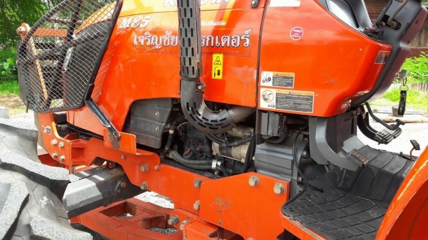 ขายคูโบต้าM8540มีดันหน้าและผานบุก3 สภาพเดิมๆคับ ราคา620,000.