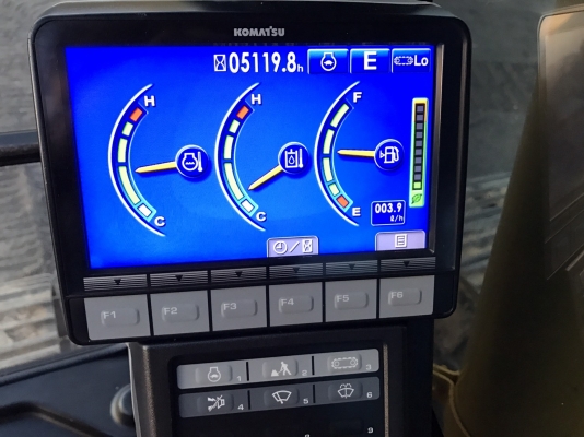 ขายด่วน!! KOMATSU PC200-8MO สภาพสวยค่ะ