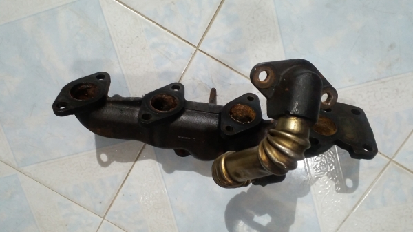 ท่อร่วม ท่อไอเสีย เขาควาย ติดกับฝาสูบ chevrolet captiva 2.0 2007-2010 diesel