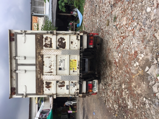 ขายตู้แห้ง พร้อมลิฟท้าย สวยๆ พร้อมใช้งาน ขายตู้แห้ง พร้อมลิฟท้าย สวยๆ พร้อมใช้งาน