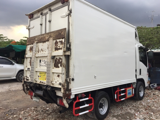 ขายตู้แห้ง พร้อมลิฟท้าย สวยๆ พร้อมใช้งาน ขายตู้แห้ง พร้อมลิฟท้าย สวยๆ พร้อมใช้งาน