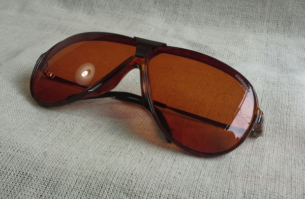 โคตรแว่นตาวินเทจออสเตรียน ยุค &#039;80s  โมเดล &#039;หยดน้ำตา&#039;  เดอะ บิ๊กเนม ตัวจริง  Vintage CARRERA handmade in Austria  บิ๊กไซซ์!