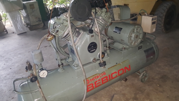 ปั้มลม 3 แรง ไฟ 200 v  3 สาย HITASHI ถัง 80 L