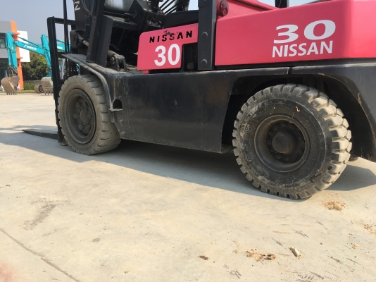 NISSAN รุ่น: FD30