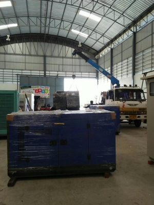 เครื่องกำเนิดไฟฟ้า พร้อมตู้ครอบเก็บเสียง ขนาด 30 KVA และ 60 KVA (Standby Power)