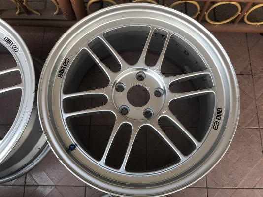 ล้อเเท้ RPF1 18กว้าง9อ๊อฟ35ทั้ง4วงสีเดิม3วงอีกวงทำสีมาไม่เหมือนต้องไปทำใหม่ ล้อเเท้ RPF1 18กว้าง9อ๊อฟ35ทั้ง4วงสีเดิม3วงอีกวงทำสีมาไม่เหมือนต้องไปทำใหม่