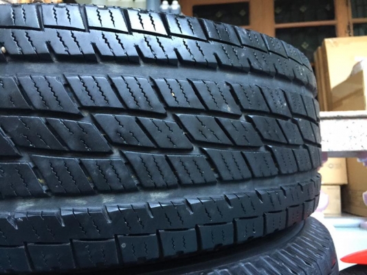 ยางToyo H/T 265/70/16 ตัวหนังสือขาวMade in japan ดอกเต็มทุกเส้น สภาพสวย ยางToyo H/T 265/70/16 ตัวหนังสือขาวMade in japan ดอกเต็มทุกเส้น สภาพสวย