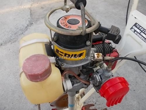 เครื่องกำจัดวัชพืชในร่องข้าว KIORITZ KW ราคาพิเศษ 9,500 บาท รหัสสินค้า : 80803136 www.nihonmono.com เครื่องกำจัดวัชพืชในร่องข้าว KIORITZ KW ราคาพิเศษ 9,500 บาท รหัสสินค้า : 80803136 www.nihonmono.com