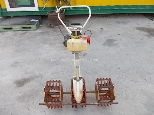 เครื่องกำจัดวัชพืชในร่องข้าว KIORITZ KW ราคาพิเศษ 9,500 บาท รหัสสินค้า : 80803136 www.nihonmono.com เครื่องกำจัดวัชพืชในร่องข้าว KIORITZ KW ราคาพิเศษ 9,500 บาท รหัสสินค้า : 80803136 www.nihonmono.com